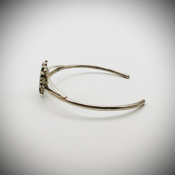 Dainty Zuni Sunface Inlay Sterling Cuff, Size 6.5 - Picture 4 of 5